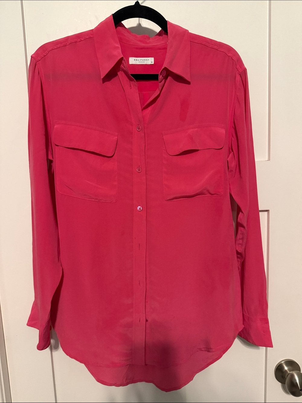 Equipment 100% Silk Button-Up Blouse in Bright Barbie Pink Size XS